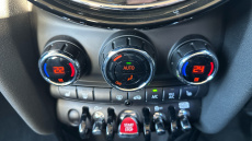 MINI Hatchback 1.5 Cooper Classic 5dr Petrol Hatchback